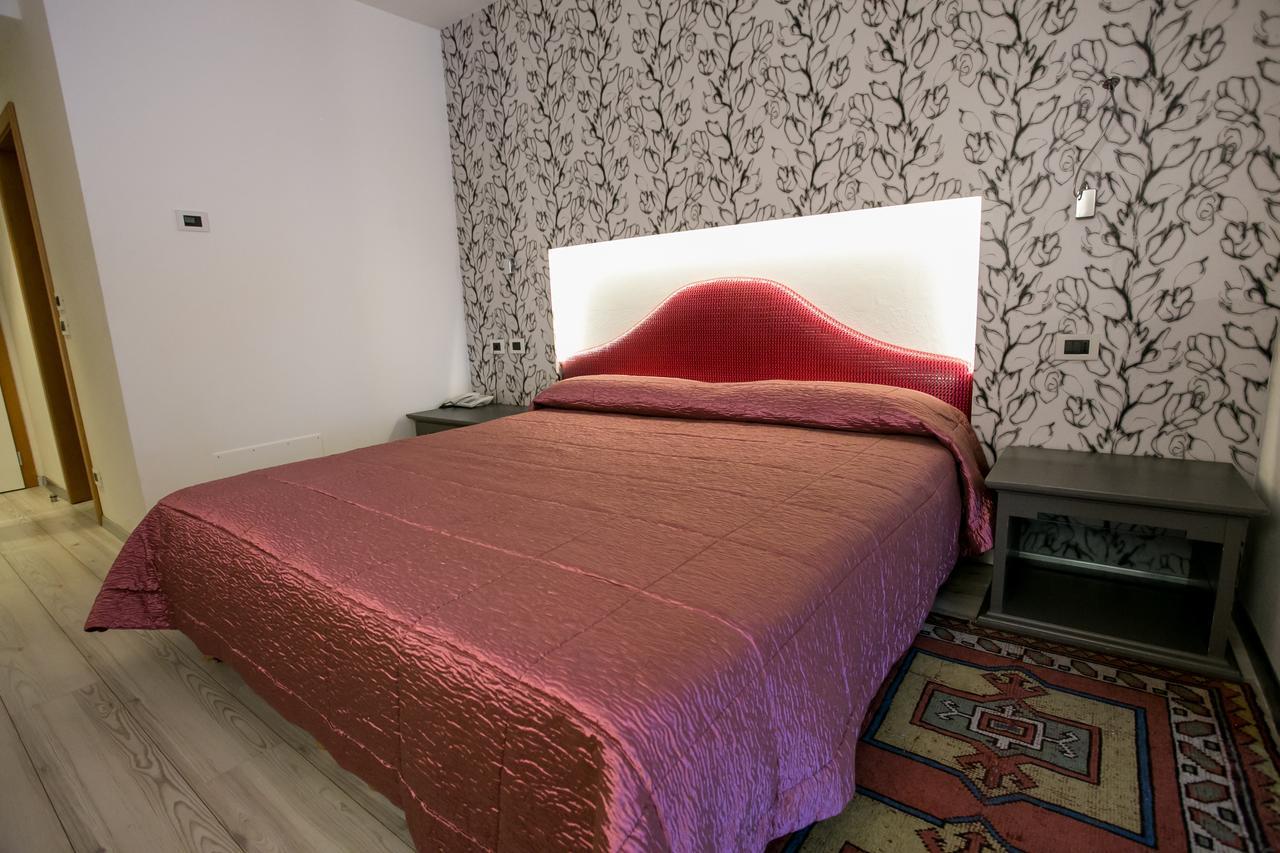 Design Oberosler Hotel Madonna Esterno foto